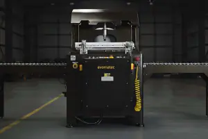 SERRA DE ESQUADRIA DE PRECISÃO AUTOMÁTICA DE CORTE ASCENDENTE PARA PERFIS DE MADEIRA EVOM IIH 600